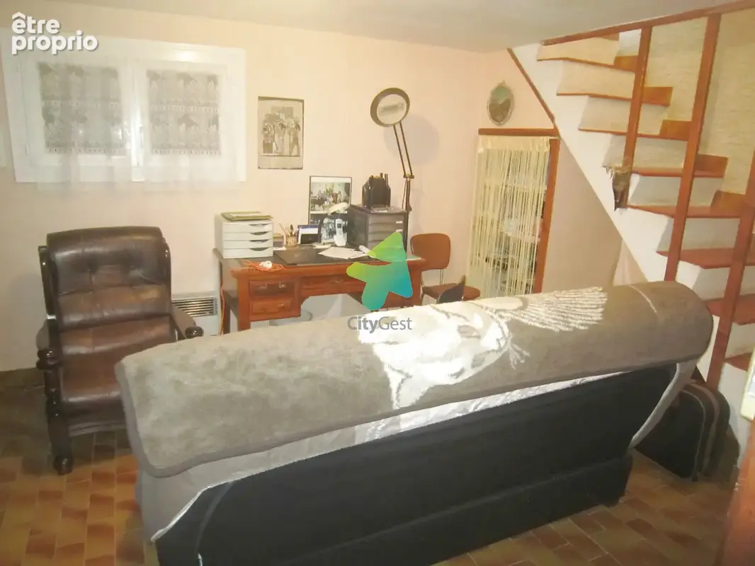 Villa sur 898 m2 de terrain - photo 8