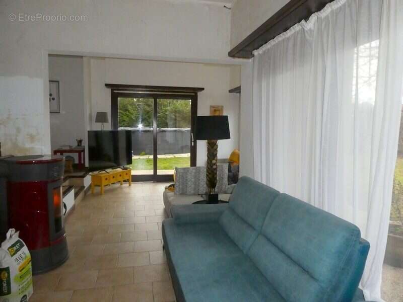 SALON TRAVERSANT - Maison à ORTHEZ