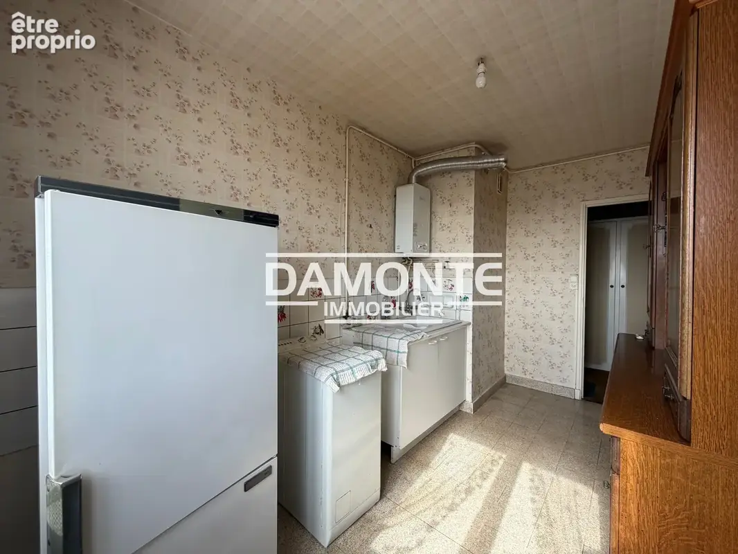 Troyes - proche centre-ville - appartement t3 avec balcon - photo 2