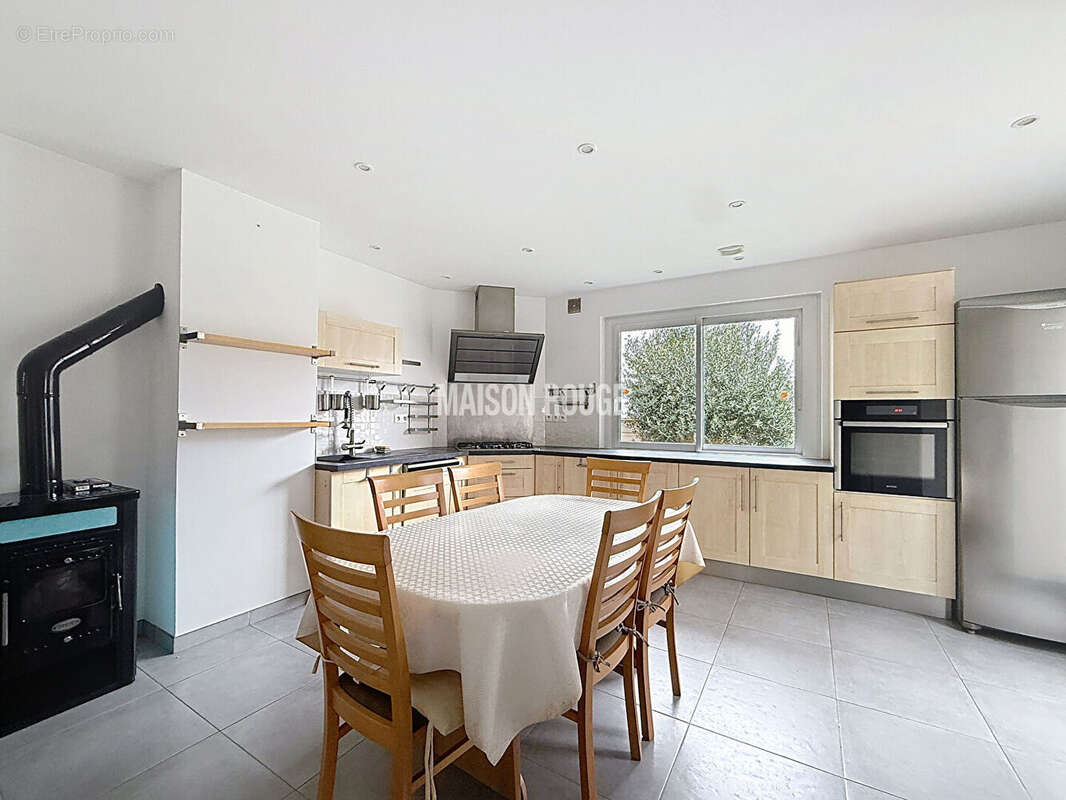 Maison à MINIAC-MORVAN