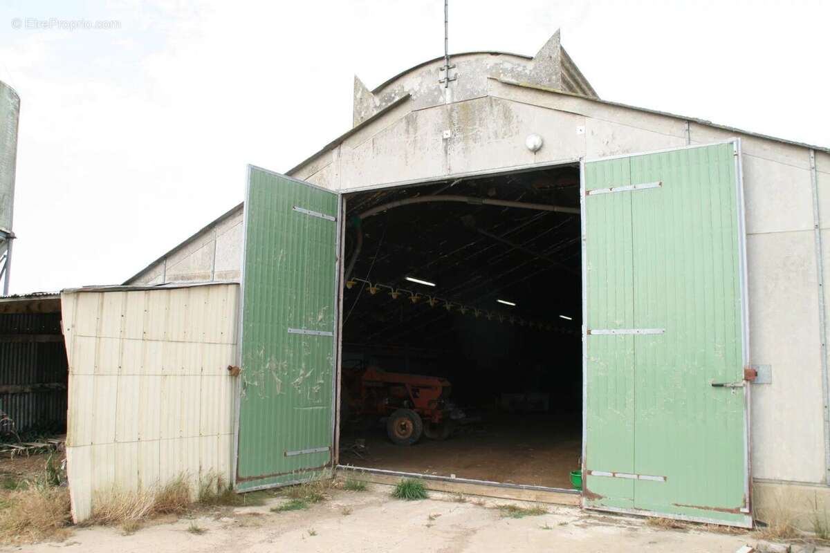 Vente Bureau-local Josselin(56120) 44 000ï¿œ - photo 8
