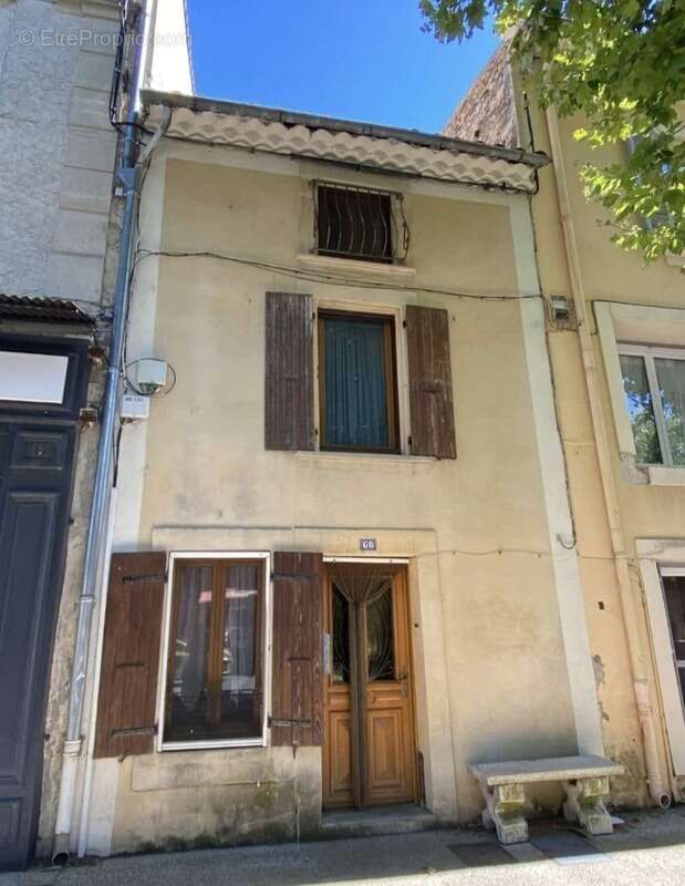 Maison à vendre 6 pièces VALREAS (84) - photo 2