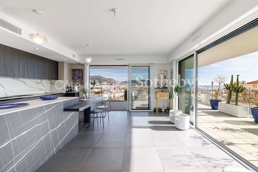 Appartement à NICE