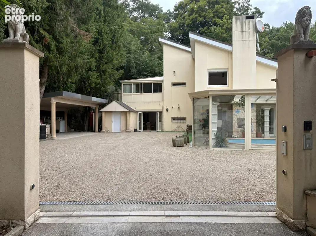 ARNIERES SUR ITON (27180) - Maison d'architecte d'environ 320 m² habitables - 5 chambres - 1 piscine intérieure - 534 590  HAI - photo 16