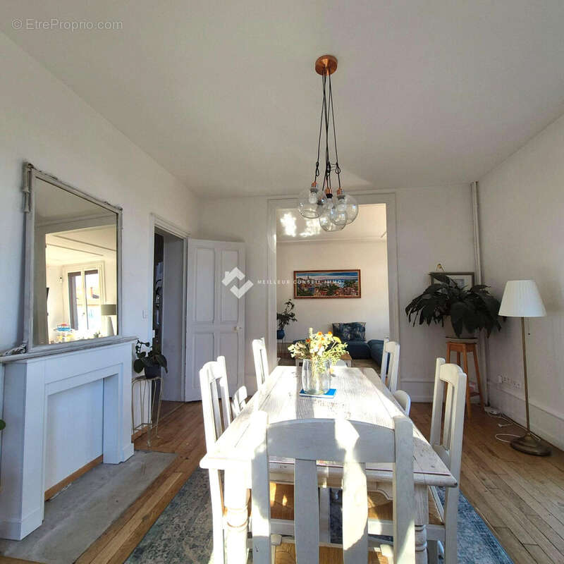 Maison 220 m² à Lancrans  - photo 6