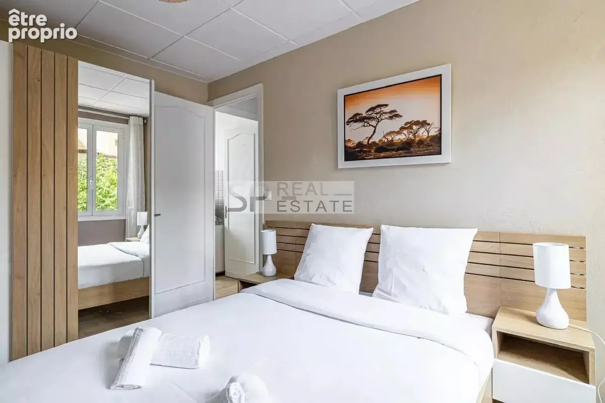 Cannes Suquet / Forville – Superbe 3 pièces  rénové, dernier étage, vendu meublé - photo 6