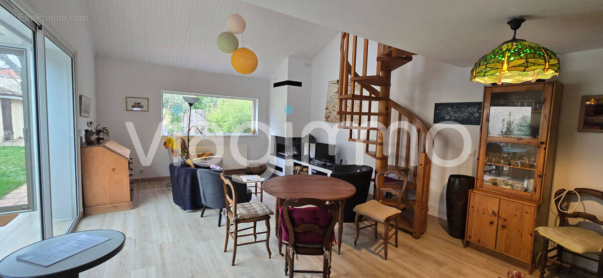 Maison à SAINT-ORENS-DE-GAMEVILLE