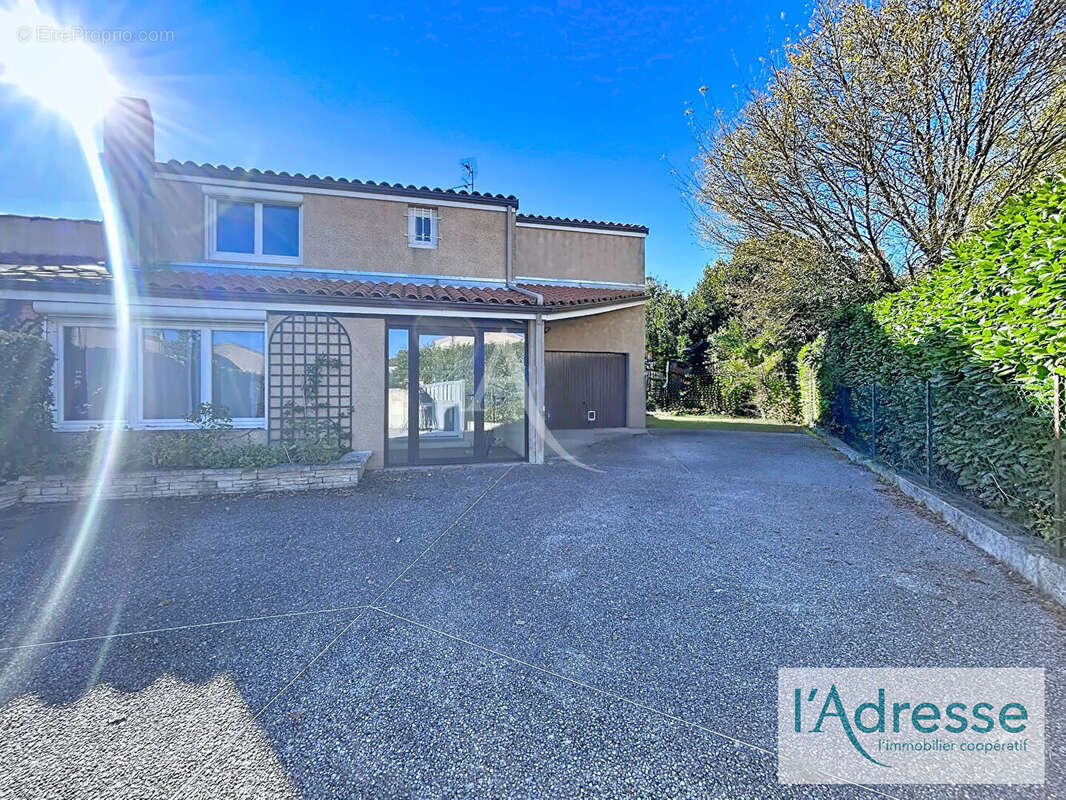 Maison à FONBEAUZARD