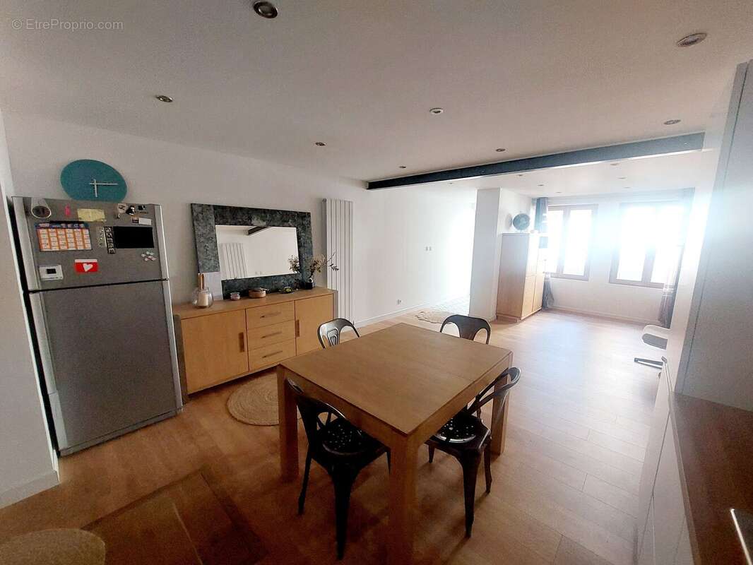 Photo 4 - Maison à SAINT-JUST-SAINT-RAMBERT