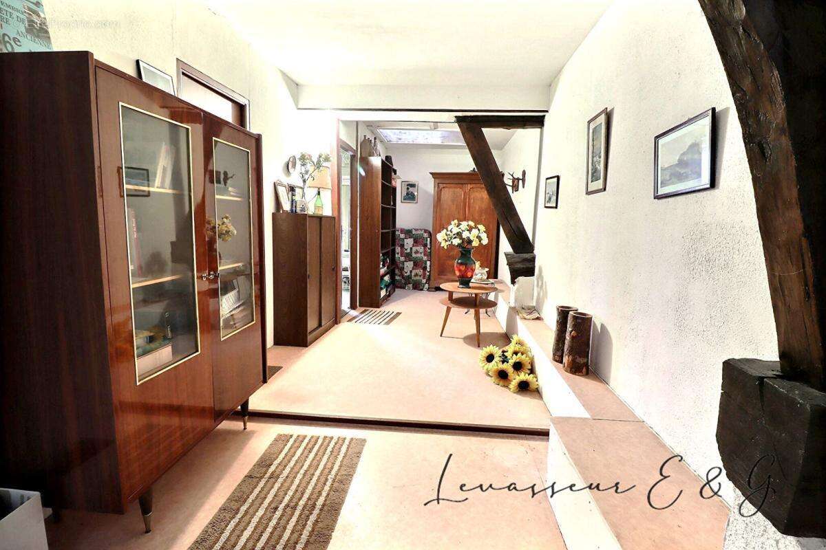 Maison à ANGY