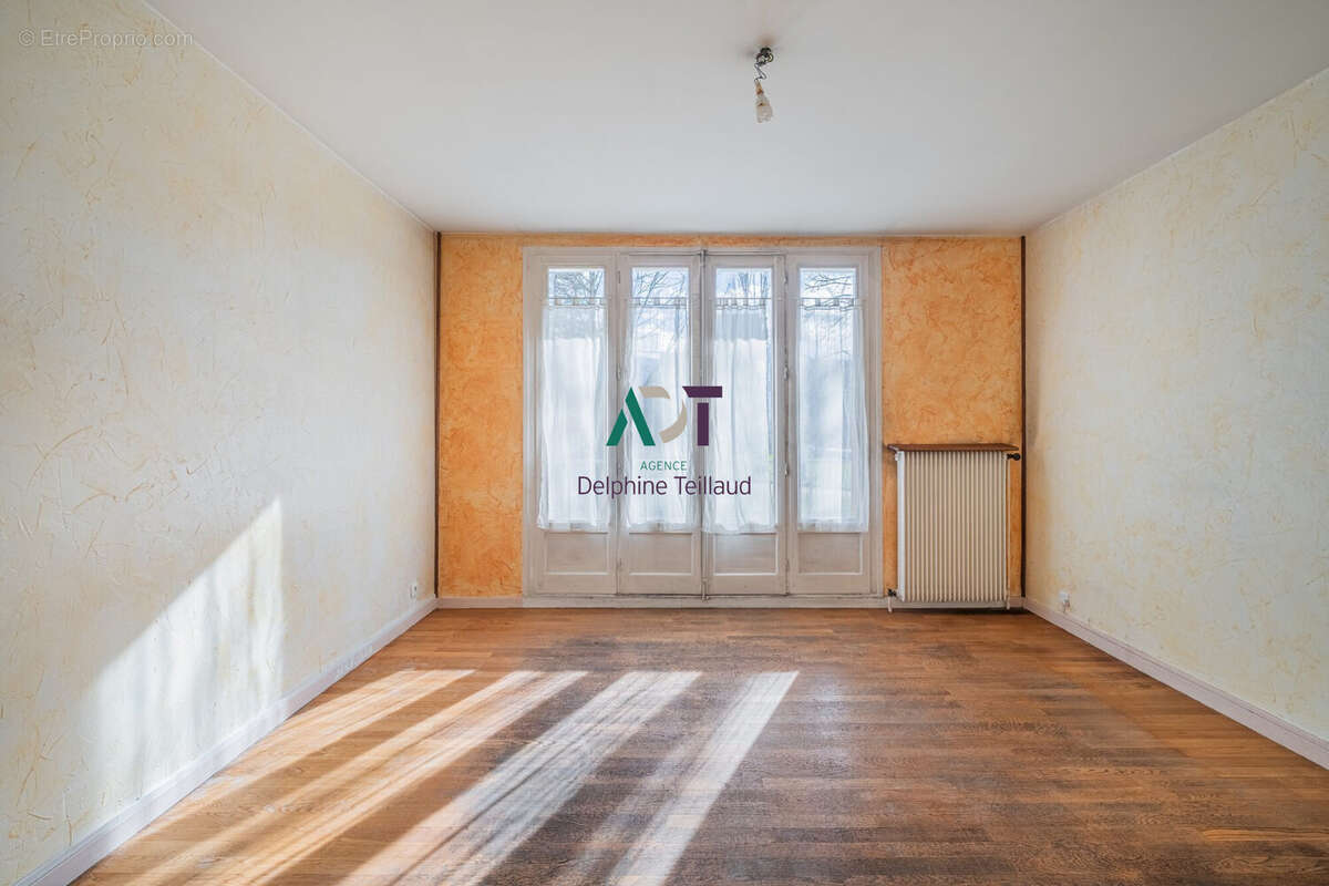 Appartement à MEYLAN