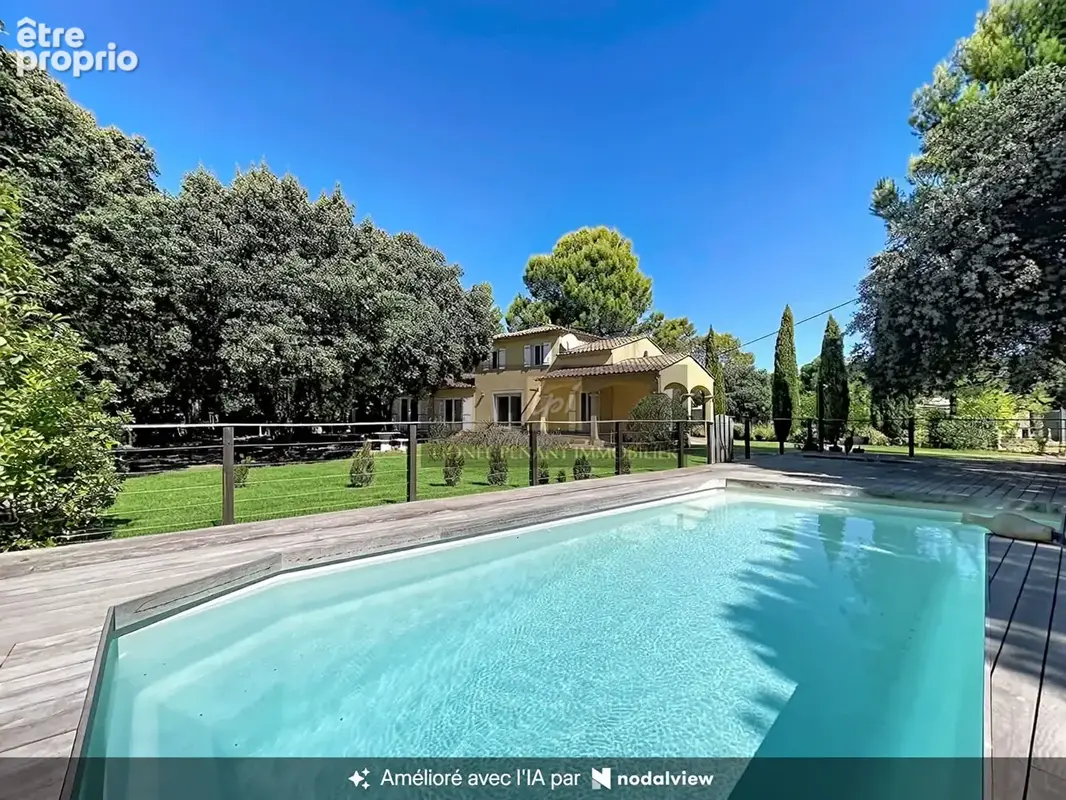 Mazan villa t7 160m² environ avec piscine garage terrasses sur un terrain de 3650m² - photo 3