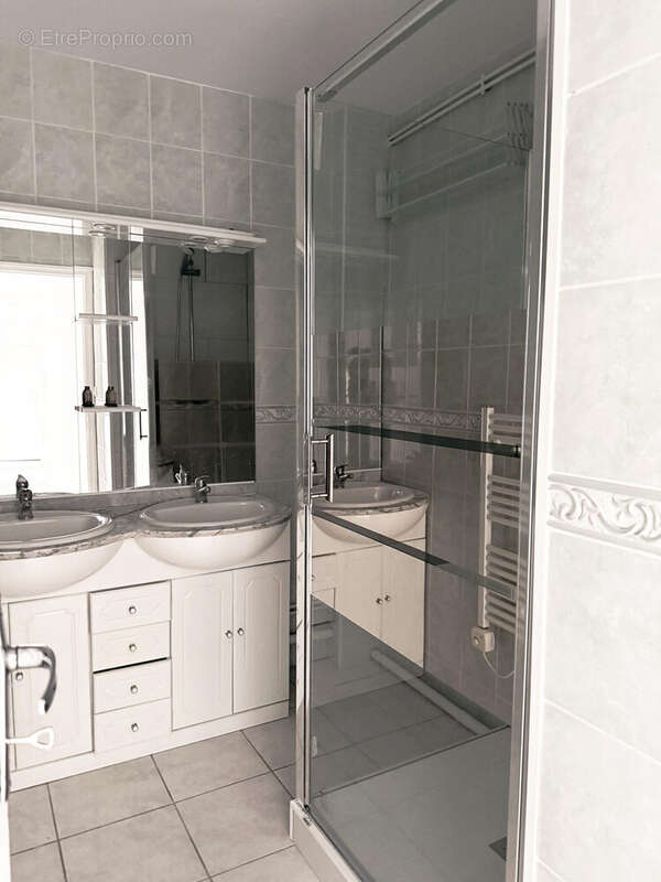 Appartement 80 m² à La Bourboule  - photo 6