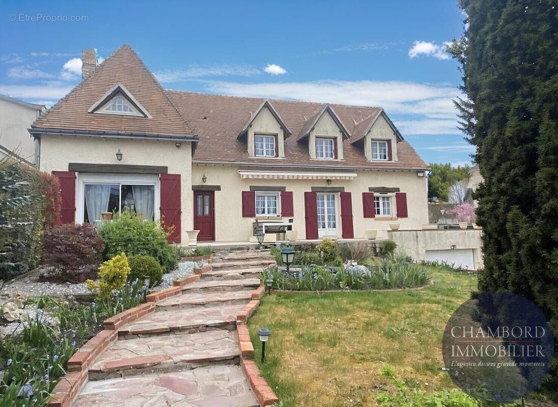 Maison à NOYERS-SUR-CHER