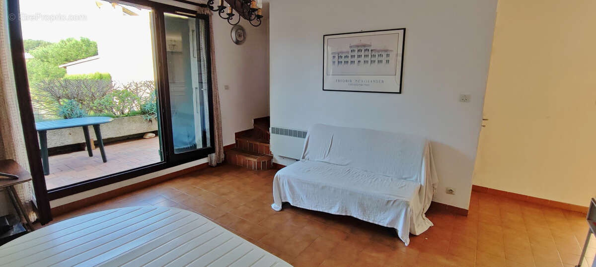 Appartement à SANARY-SUR-MER