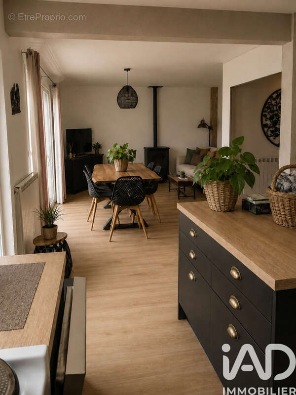Photo 2 - Maison à LESPIGNAN