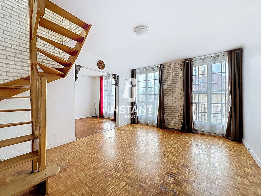 Appartement à SAVIGNY-SUR-ORGE