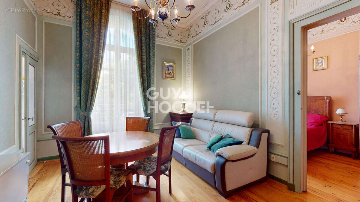 Appartement à AIX-LES-BAINS