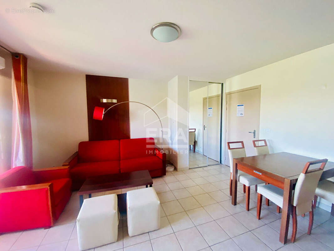 Appartement à MANDELIEU-LA-NAPOULE