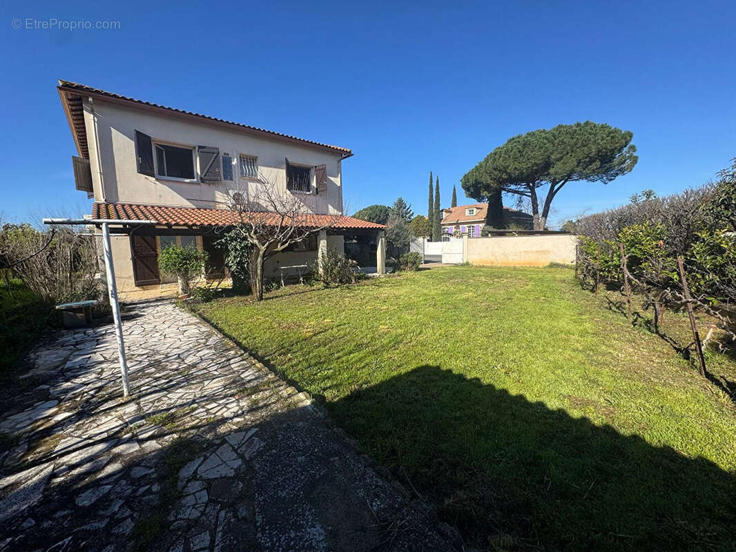 Maison à THEZAN-LES-BEZIERS