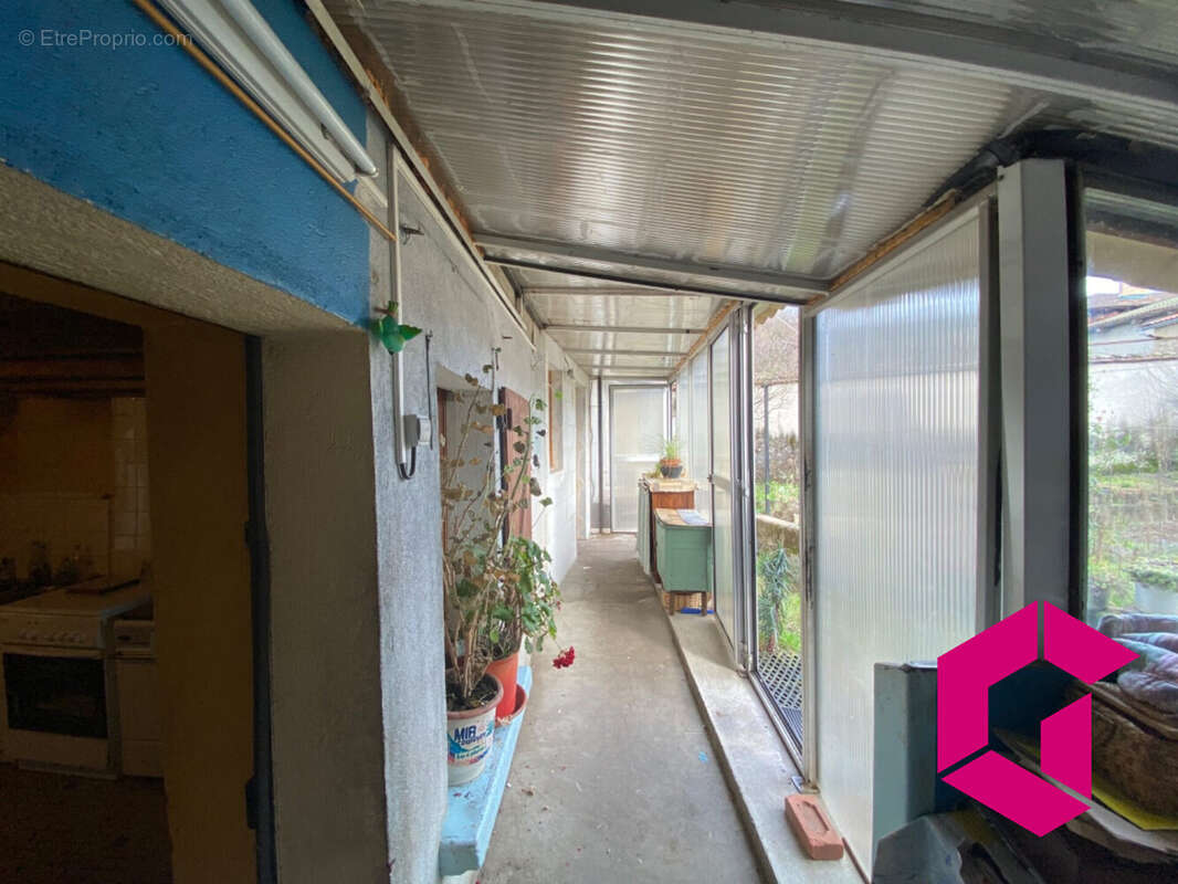 Maison à MARSAC-EN-LIVRADOIS