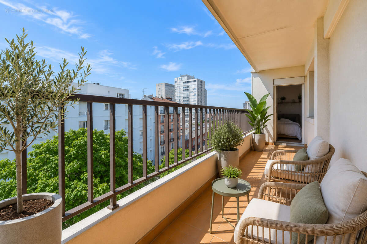 Appartement à PARIS-19E