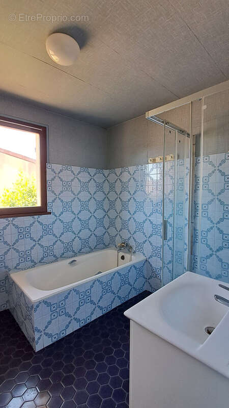 Maison traditionnelle sur sous-sol total proche centre ville - photo 5