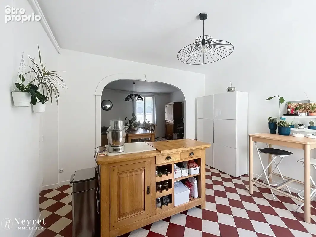 Ancien corps de ferme rénové avec cachet   188 m2   Solaize, à 20 mn de Lyon - photo 4