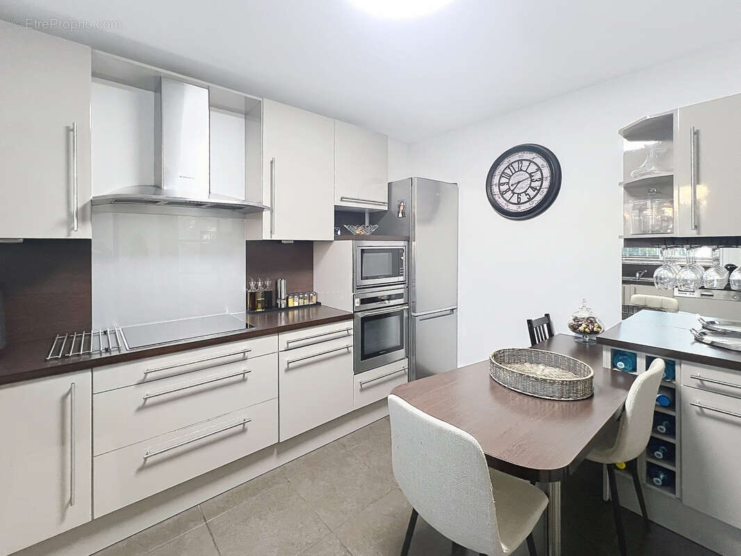 Maison à PARAY-VIEILLE-POSTE