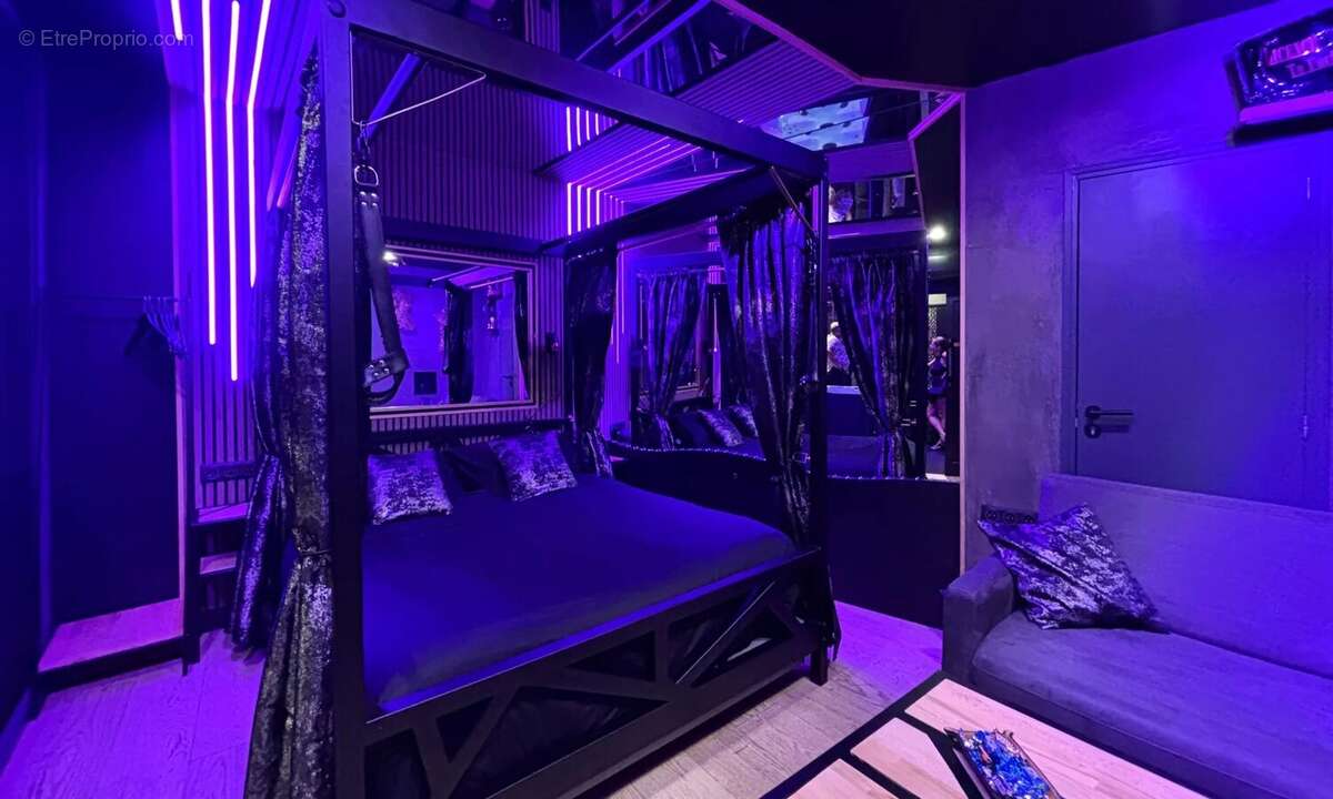 Le Cannet - Studio aménagé en loveroom - idéal investisseur - photo 2