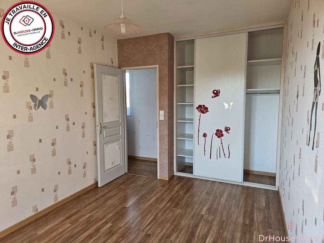 Maison 150 m² à Laruscade  - photo 14