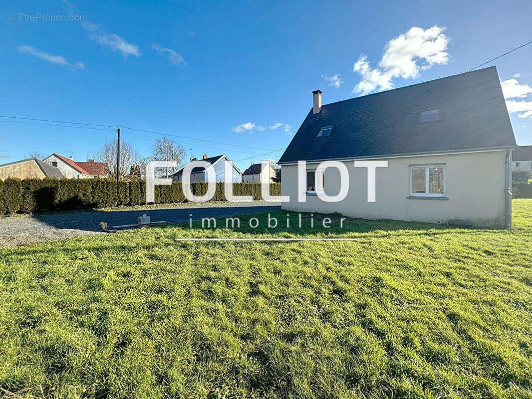 Maison à QUETTREVILLE-SUR-SIENNE