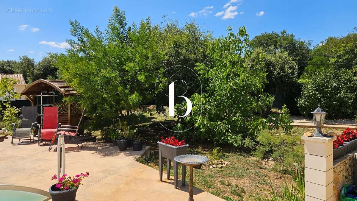 Maison à MEJANNES-LE-CLAP