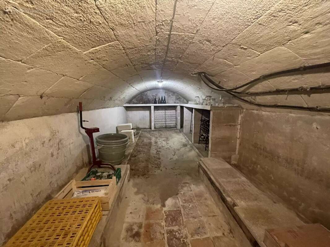 Maison à MONTREUIL-BELLAY