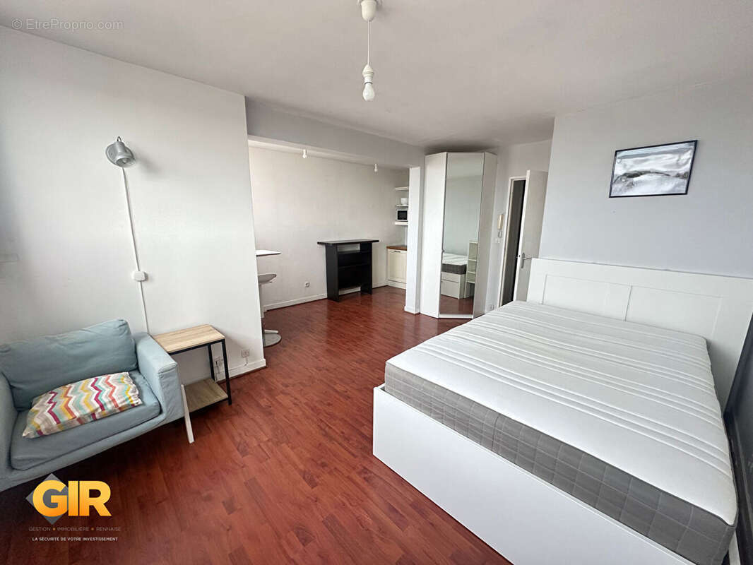 Rennes centre-ville appartement t1 28m² dans residence de standing l'eperon avec vue panoramique - photo 3