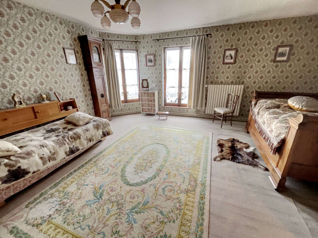 Maison à NONANCOURT