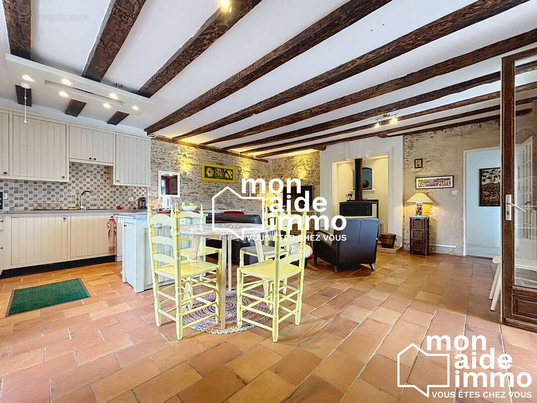 Maison à SAINT-JORY-DE-CHALAIS