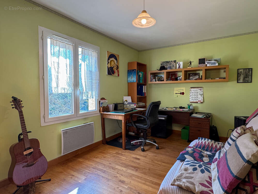 Maison à LES OLLIERES-SUR-EYRIEUX