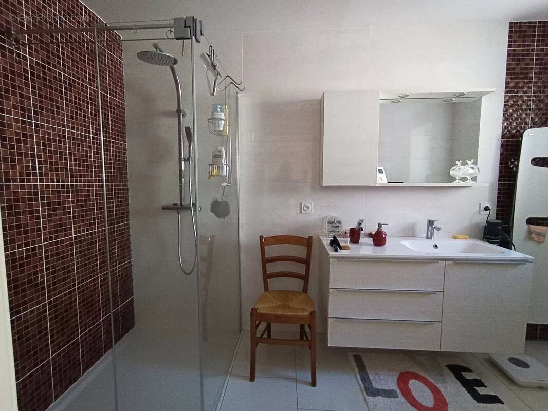 Maison à MONTMORILLON