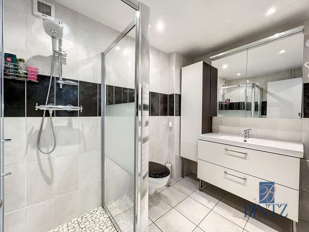 Salle de bains - Appartement à STRASBOURG