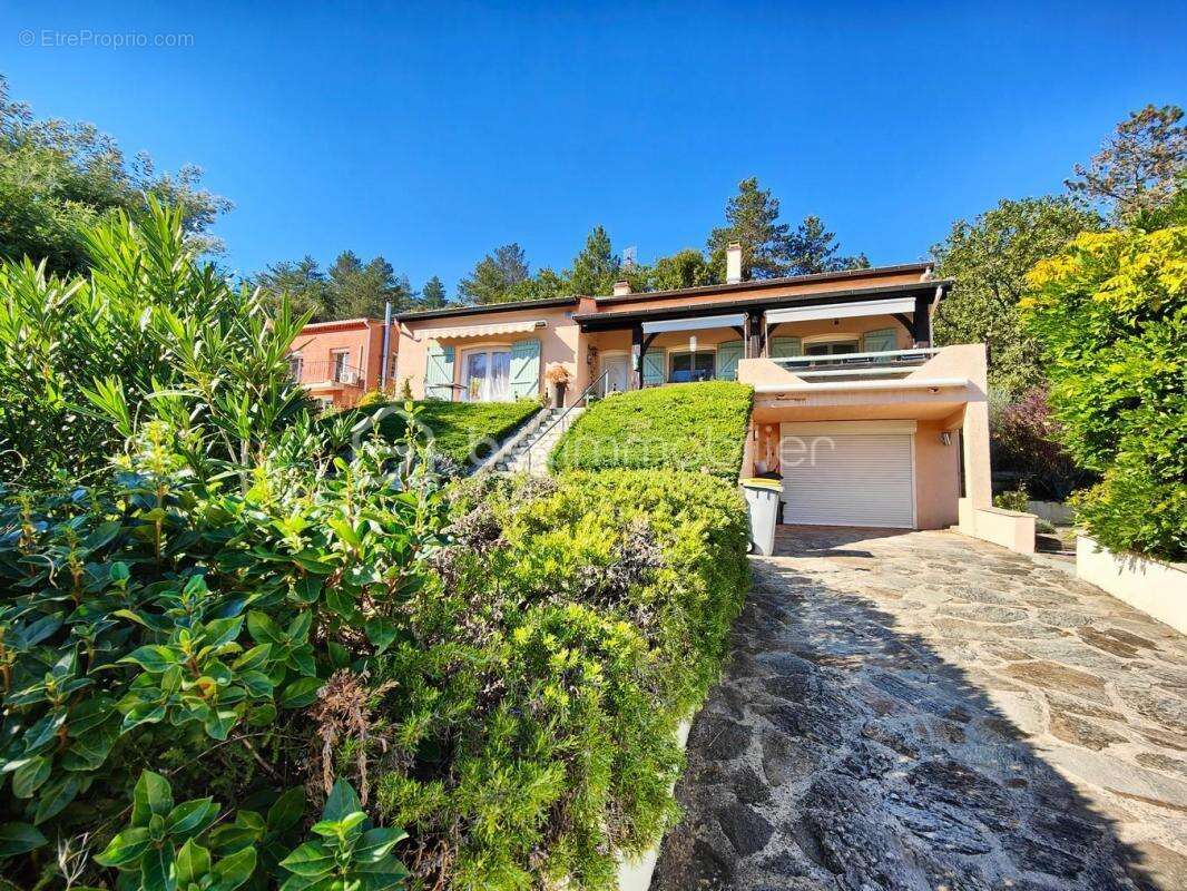 Maison à LAMALOU-LES-BAINS