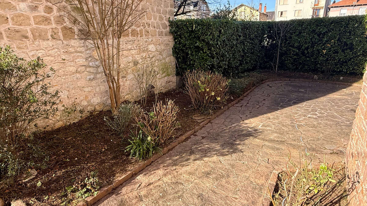 Maison à BRIVE-LA-GAILLARDE