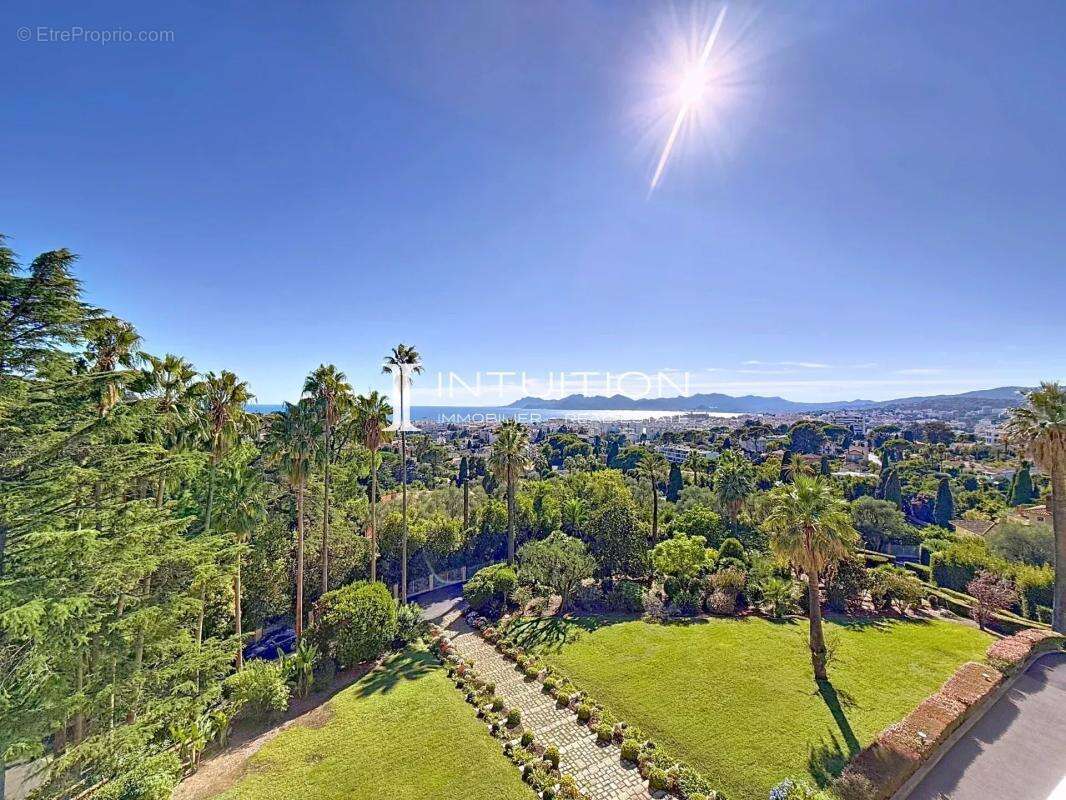 Appartement à CANNES