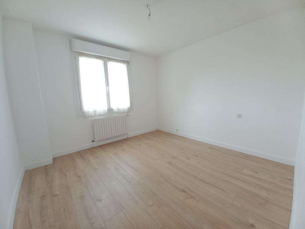 Maison à NEULLIAC
