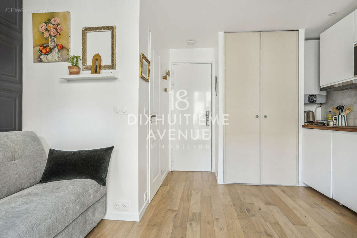 Appartement à PARIS-18E
