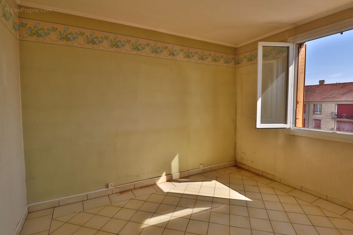 La chapelle st luc f4 - photo 4
