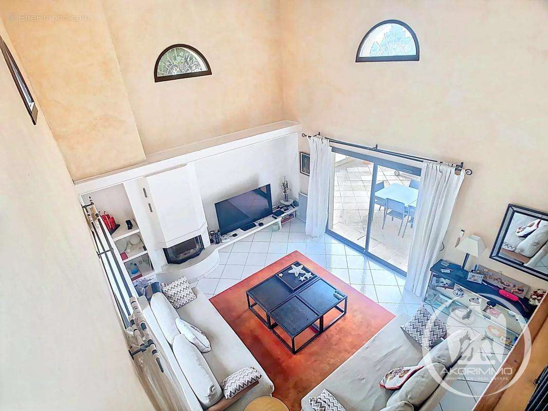 Maison à VILLENEUVE-LOUBET