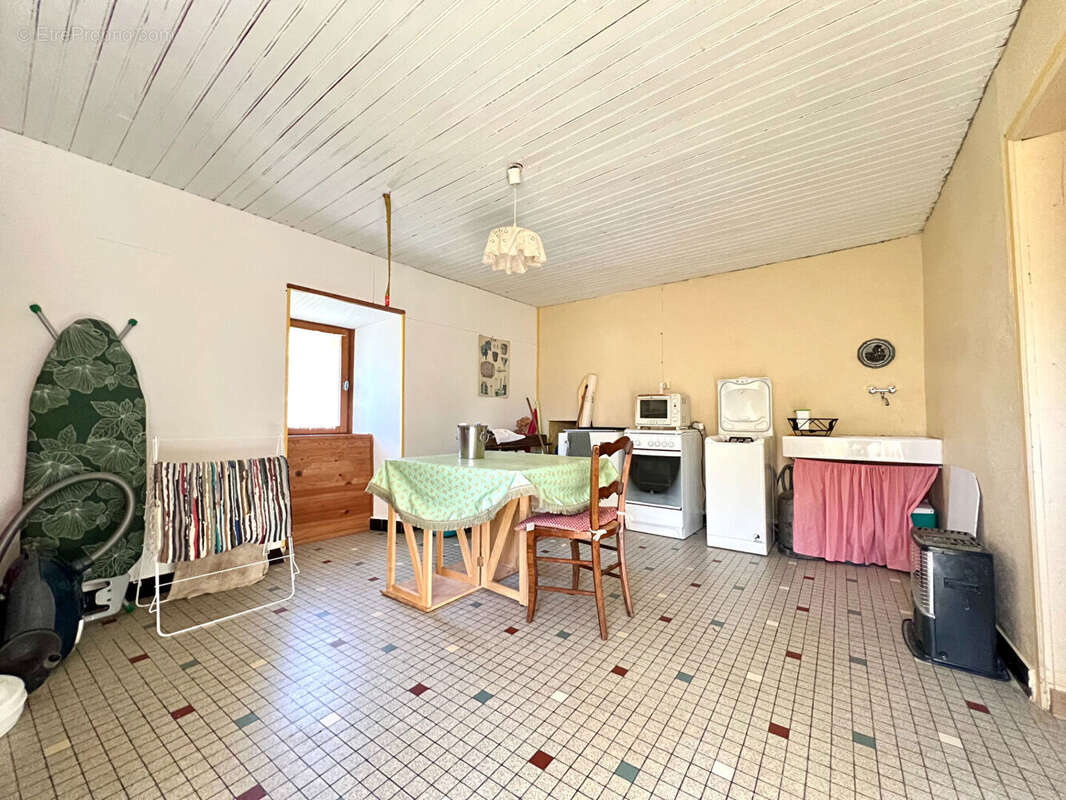 Maison Cassaniouze - 5 pièce(s) - 170 m2 - photo 8