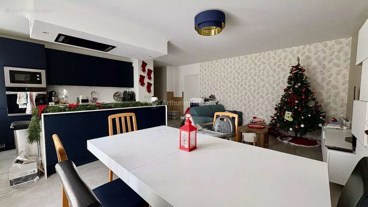 Appartement à MAGNY-LE-HONGRE