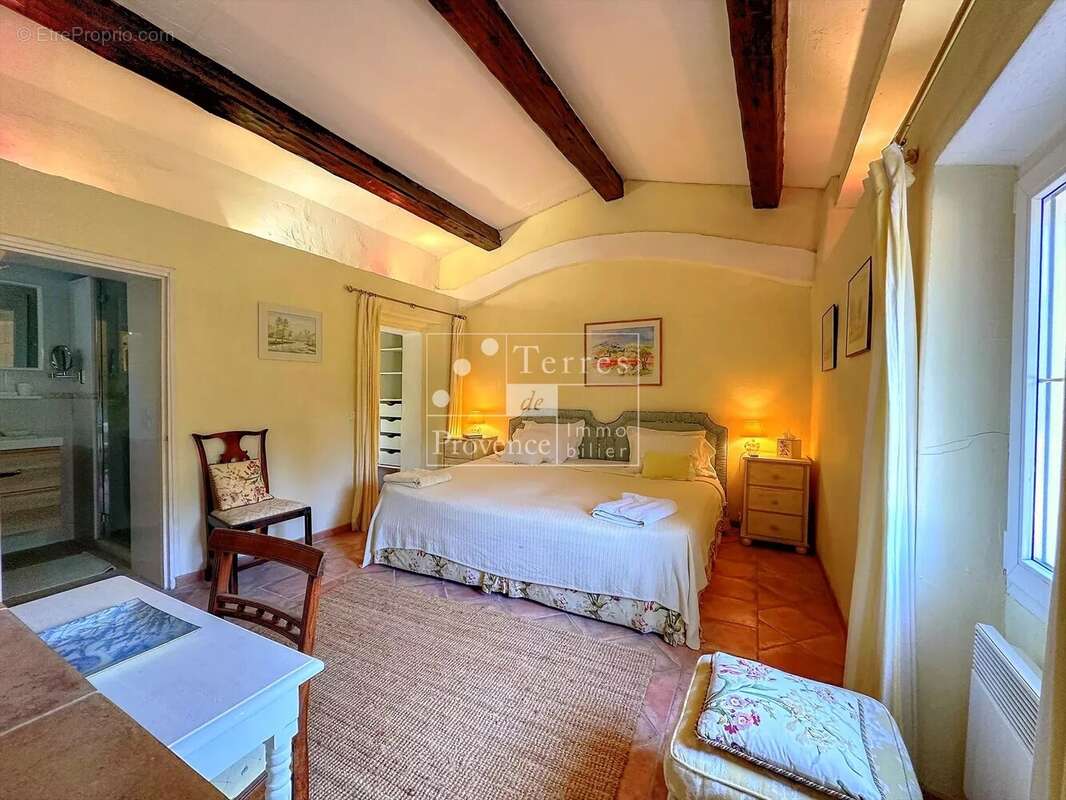 Maison à LORGUES